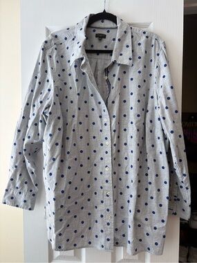 Talbots Light Gray Shirt with Navy Polka Dots